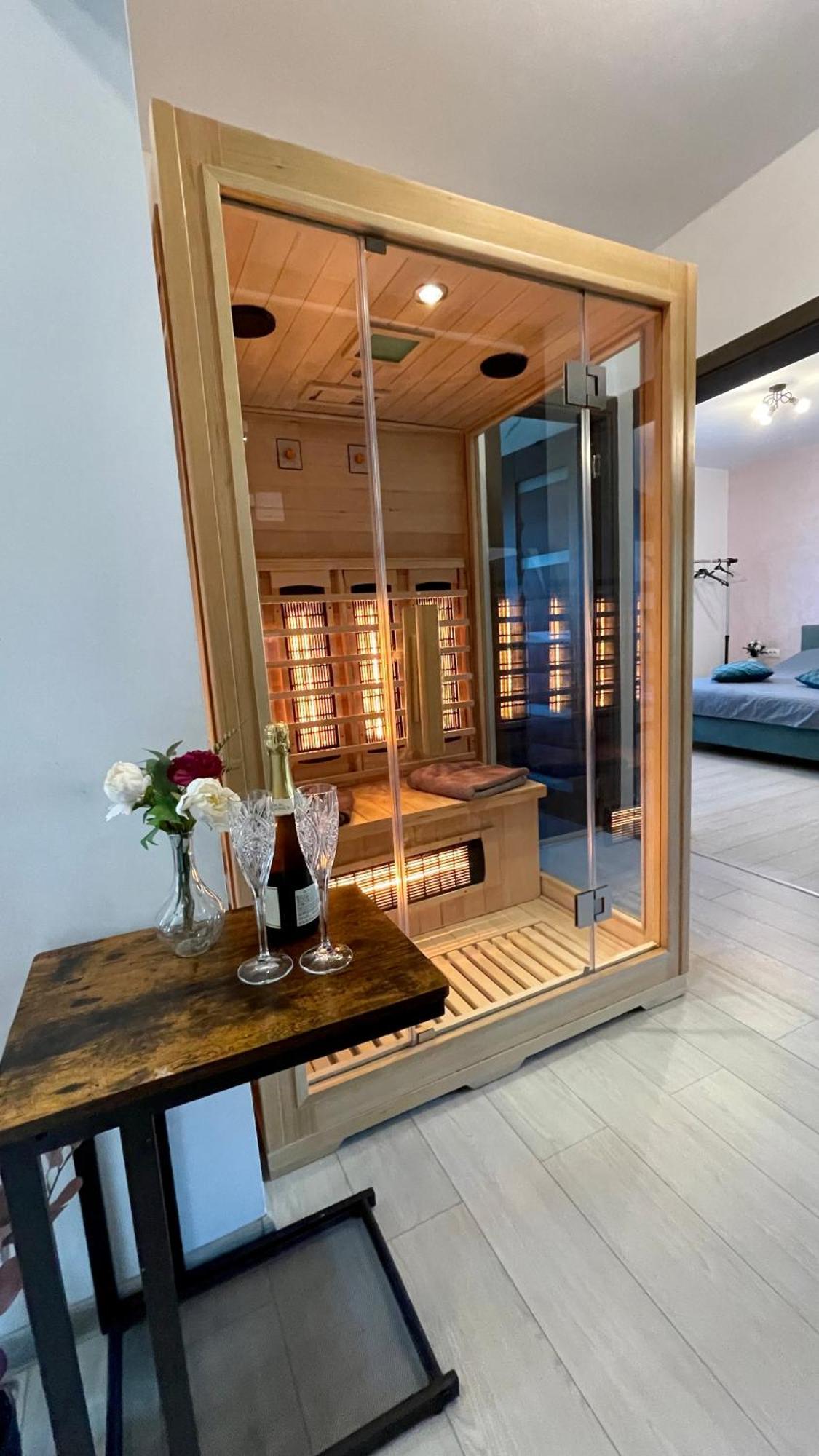 Amurresidence Sauna 5 Apartments Free Parking Iasi Bagian luar foto