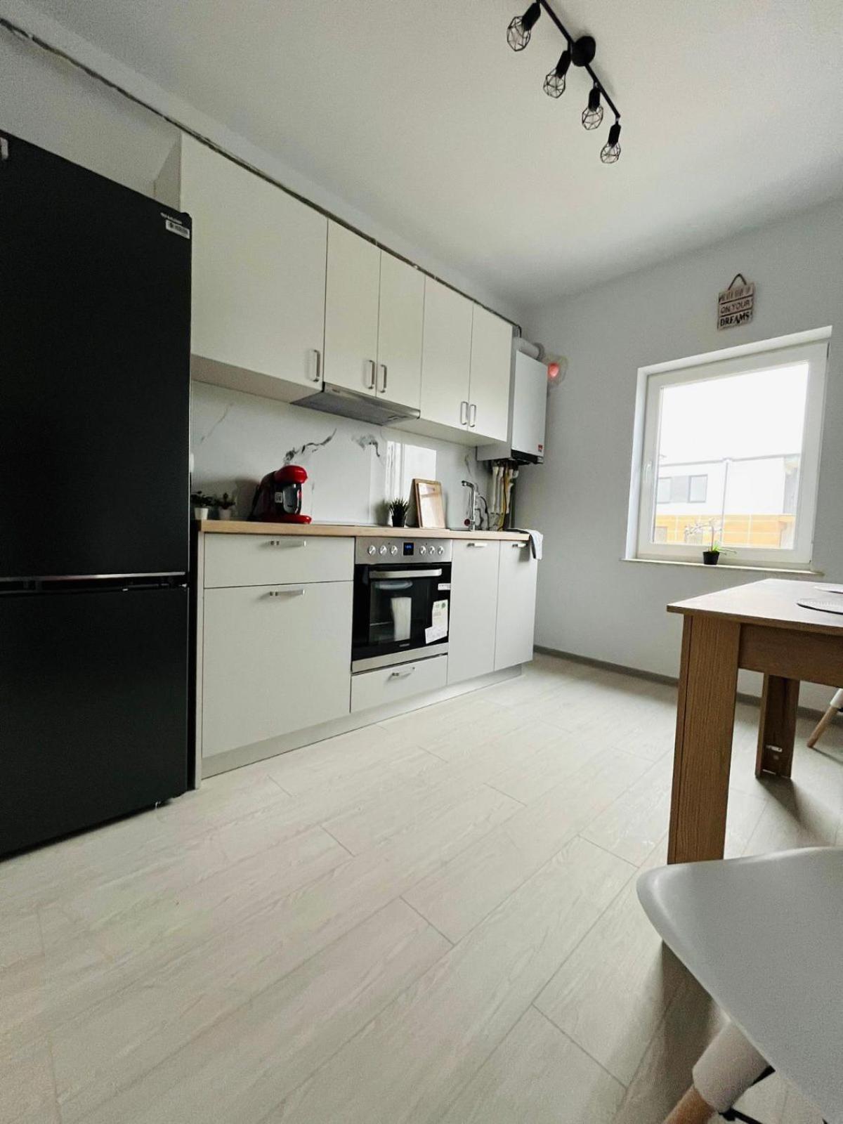 Amurresidence Sauna 5 Apartments Free Parking Iasi Bagian luar foto